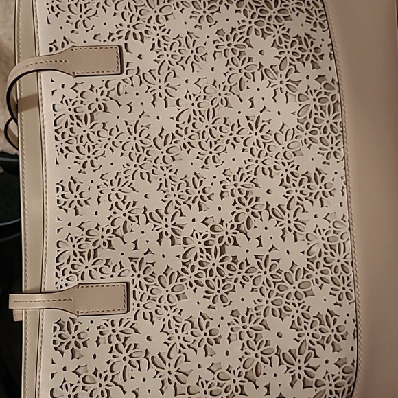 Kate Spade tote - Picture 3 of 7